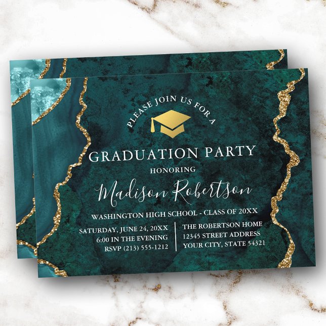 Invitación Fiesta de Grado de Capucha de Oro de Mármol Verde  (Customize to add text or a photo to back of card.)