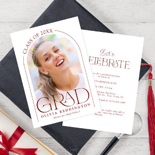 Invitación Fiesta de Graduación con Foto de Arco Rojo Minimal