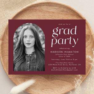 Invitación Fiesta de Graduación con Foto de Color Granate Min