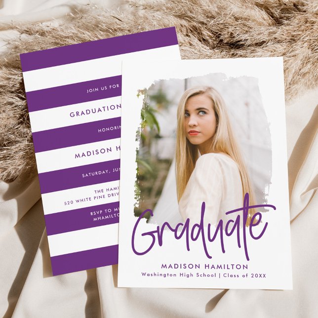 Invitación Fiesta de Graduación con Foto en Script Morado Ele (Subido por el creador)