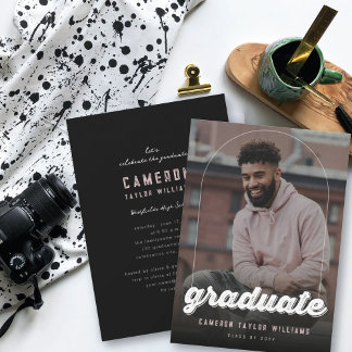 Invitación Fiesta de Graduación con Foto Simple de Letra Negr