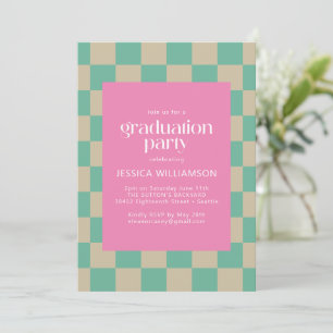 Invitación Fiesta de graduación con tablero de ajedrez rosa y
