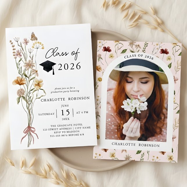 Invitación Fiesta de Graduación de Flores Silvestres de Prima (Stylish Spring Wildflower 2026 Graduation Party Invitation)
