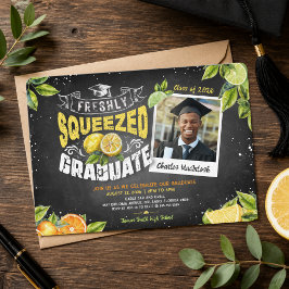 Invitación Fiesta de Graduación de Foto de Graduado Recién Ex