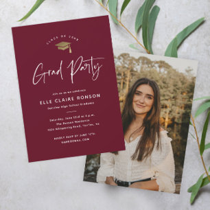 Invitación Fiesta de Graduación de Foto Granate con Letra Sen