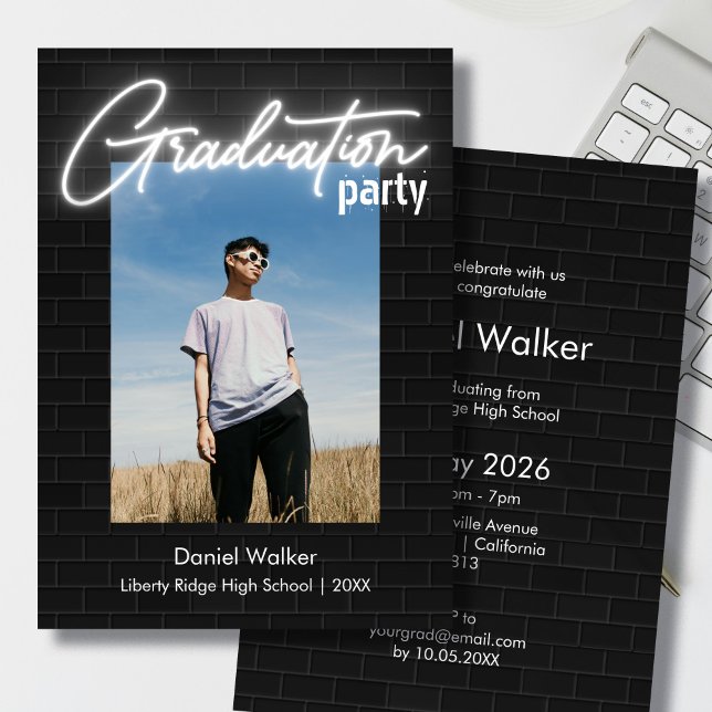 Invitación Fiesta de graduación de fotos de neón blanco y neg (Subido por el creador)
