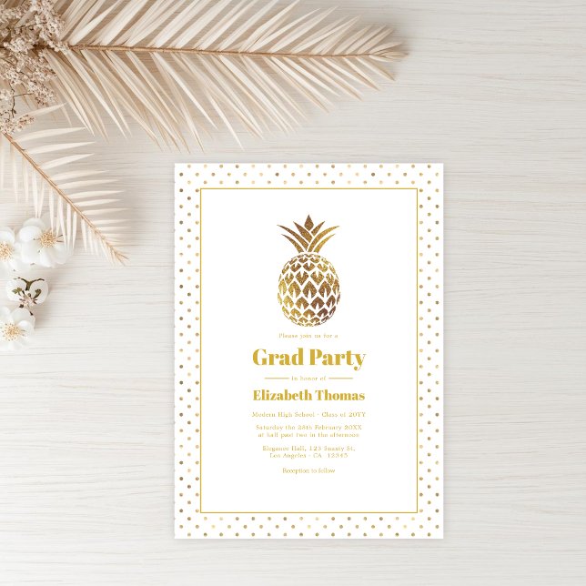 Invitación Fiesta de Graduación de Piña Dorada (Gold Pineapple Graduation Party Invitation)