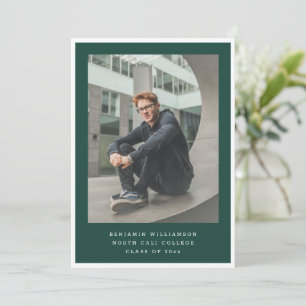 Invitación Fiesta de Graduación Moderna con Dos Fotos en Verd