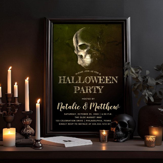 Invitación Fiesta de Halloween de la espeluznante noche de fa (Eerie Night, Creepy, Scary Skull Adult Halloween Party Invitation)