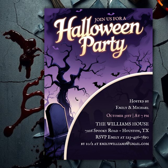 Invitación Fiesta de Halloween espeluznante cementerio espant (Scary Graveyard Spooky Halloween Party Invitation with Purple Night Sky)