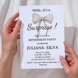 Invitación Fiesta de Jubilación de Sorpresa de Bow Beige de c