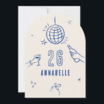 Invitación fiesta de las bebidas de cumpleaños del arco dibuj<br><div class="desc">Crema y azul extravagante mano editable edad bebidas cóctel discoteca bola arco coqueta fiesta invitación.</div>