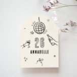 Invitación fiesta de las bebidas de cumpleaños del arco dibuj<br><div class="desc">Crema y blanco negro dibujado a mano edad editable bebidas de cumpleaños cóctel disco bola arco coqueta fiesta invitación.</div>