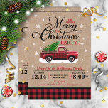 Invitación Fiesta de Navidades rústicos de camionetas rojas v<br><div class="desc">Personalice todos los detalles de estas divertidas y rústicas invitaciones de fiestas de Navidades de país para su próxima celebración. Este diseño presenta un fondo clásico de verificación de búfalos rojos y negros con una falsa capa de papel kraft, un camión de recogida de color rojo con color de agua...</div>