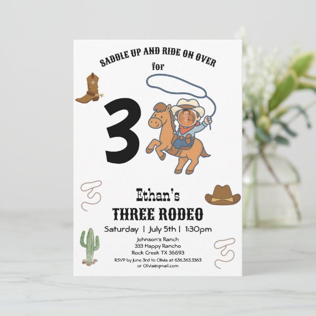 Invitación Fiesta de rodeo de cumpleaños CowBoy (Anverso de pie)