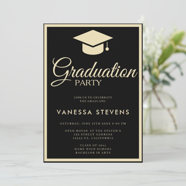 Invitación Fiesta De Tapón De Graduación Clásico Negro Y Oro (Anverso de pie)