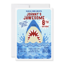 Fiesta de tiburones en la piscina