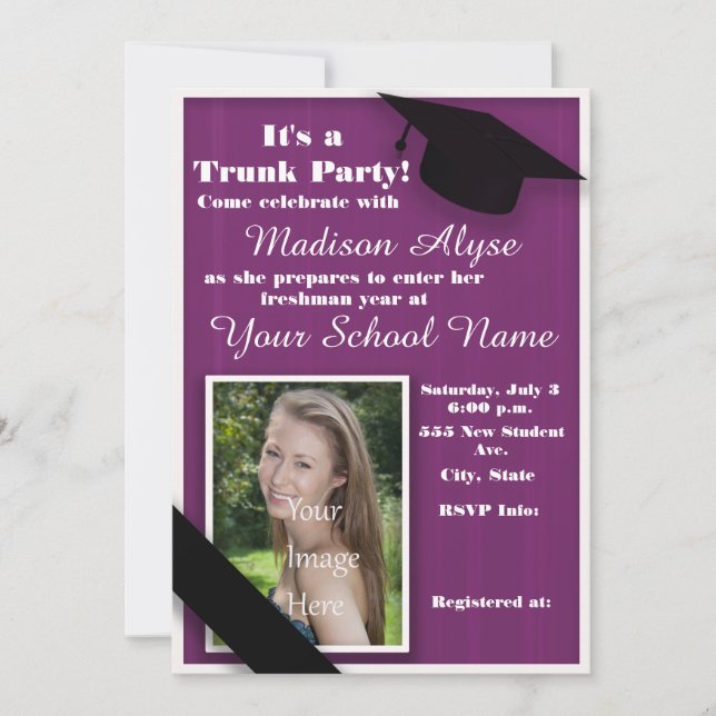 Invitación Fiesta de universidad con baúl morado (Anverso)