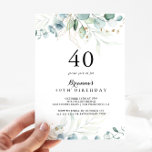 Invitación Fiesta del 40 cumpleaños de la floral de oro rusti<br><div class="desc">Esta rústica invitación a la fiesta de cumpleaños 40 con flores de oro de eucalipto es perfecta para una simple fiesta de cumpleaños. Este diseño artístico presenta una floración dorada a mano y eucaliptos de color agua,  un follaje verde inspirador de la belleza natural.</div>