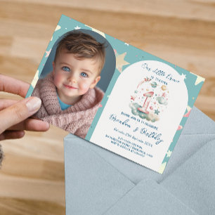 Invitación Fiesta del primer cumpleaños celeste horizontal