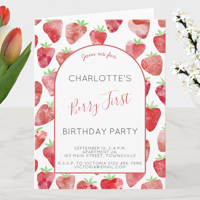 Invitación Fiesta del primer cumpleaños de fresa (Subido por el creador)