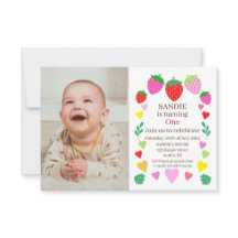 Fiesta del primer cumpleaños de fresa