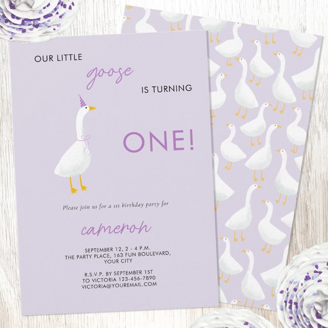 Invitación Fiesta del primer cumpleaños de Little Goose (Our Little Goose is turning one!  Personalized custom text geese themed first 1st birthday invite)