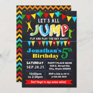 Invitación fiesta del trampolín de cumpleaños de Chalkboard J
