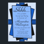Invitación Fiesta sorprendido de Art Decó Azul Cumpleaños<br><div class="desc">Utilice la invitación de cumpleaños del Fiesta Blue Art Deco Surprise para invitar a los huéspedes a una fiesta de cumpleaños. Personalice esta elegante invitación clásica de cumpleaños minimalista con un sencillo borde geométrico azul con el nombre de la persona de cumpleaños y los detalles del fiesta.</div>