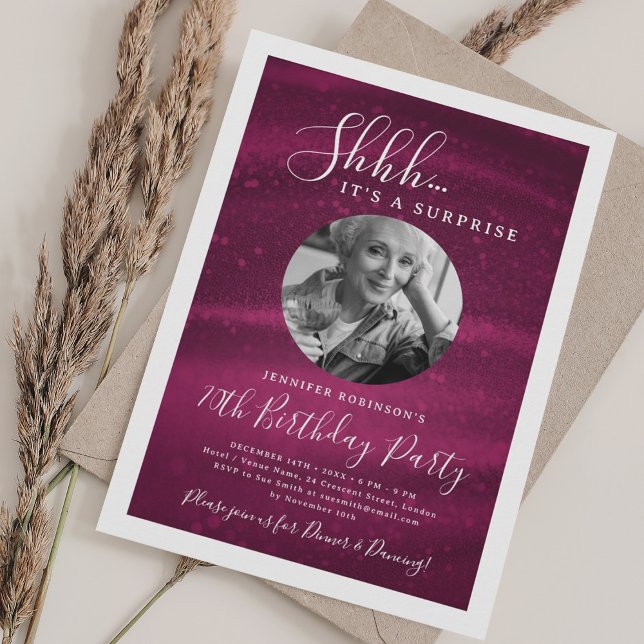 Invitación Fiesta sorpresa de cumpleaños 70 Glam rosa (SURPRISE Photo 70th Birthday Party Pink Glam Invitation)