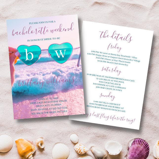 Invitación Fin de semana de la moderna playa de Bachelorette  (Beach themed bachelorette weekend invitation with trendy script font and itinerary in purple & blue)