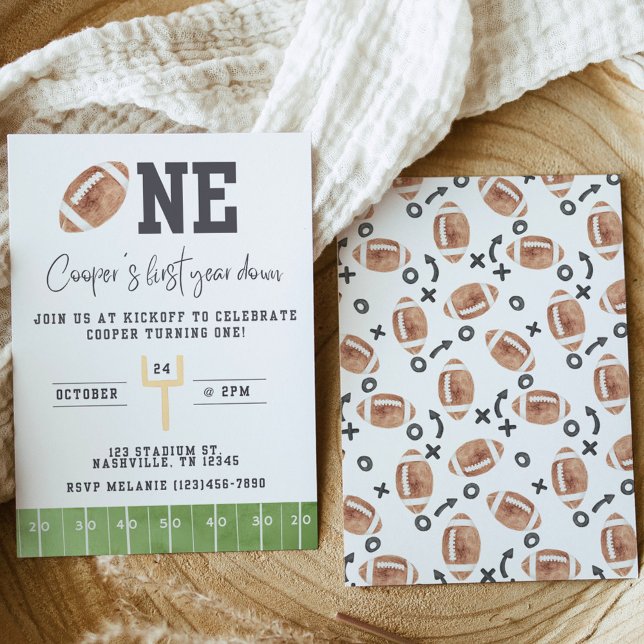 Invitación First Year Down First Birthday Invitation Football (Subido por el creador)