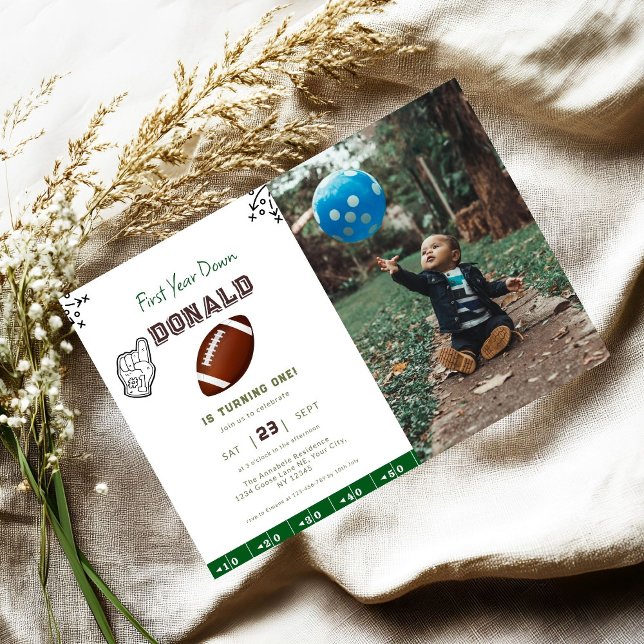 Invitación First Year Down Football 1st Birthday  (Subido por el creador)