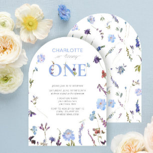 Invitación Flor Azul Dusty Girando Un Primer Cumpleaños Inv