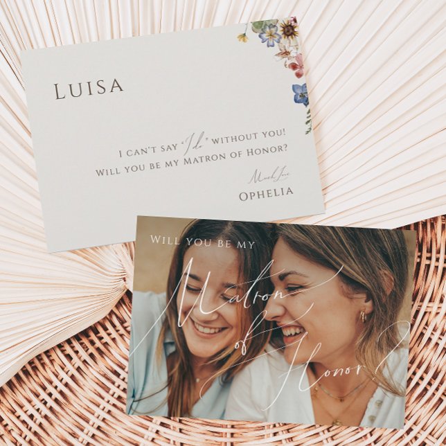 Invitación Flor salvaje Beige Faded Photo Matron of Honor Car (Subido por el creador)