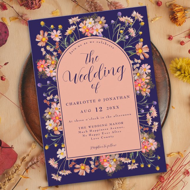 Invitación Floral Arch Navy Blue Elegant Fall Wedding (Boho floral arch with elegant script navy blue peach burnt Orange terracotta fall wedding invitation)