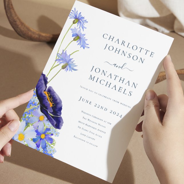Invitación Floral Azul de Verano Elegante (watercolor wildflowers blue summer floral wedding invitation with elegant typography script)