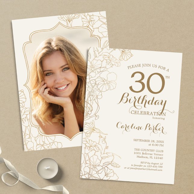 Invitación Floral Cream Gold Photo 30th Birthday Fiesta (Subido por el creador)