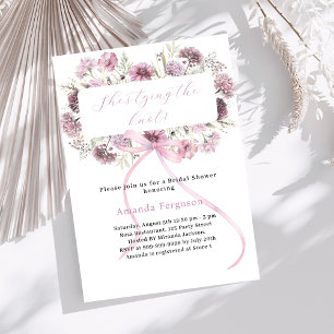 Invitación Floral de arco rosa Ella está atando la ducha de n