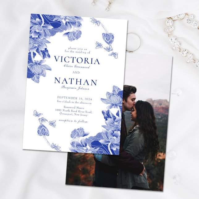 Invitación Floral de Chinoiserie blanca azul con Boda de foto (Subido por el creador)