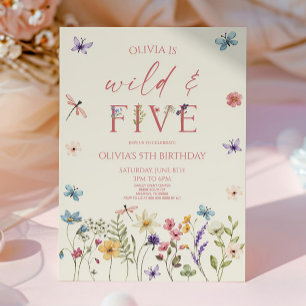 Invitación Floral de flores silvestres y cinco Fiesta de cump