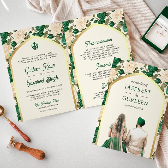 Invitación Floral de marfil verde esmeralda en un Boda sij (Subido por el creador)