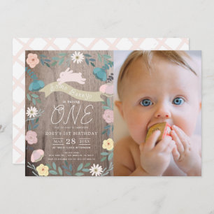 Invitación Floral Garden Wood Bunny Chica Foto Primer cumplea