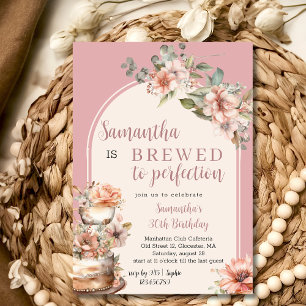 Invitación Floral hecho a la perfección café cumpleaños