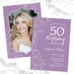 Invitación Floral Lavender Purple Photo 50th Birthday Party<br><div class="desc">Foto de Dusty Pink Floral Invitación a la fiesta de cumpleaños número 50. Diseño moderno minimalista con acentos de dibujos botánicos y tipo de letra de guión tipográfico. Sencilla carta de invitación a la moda, perfecta para una elegante celebración de cumpleaños femenina. Se puede personalizar a cualquier edad. Invitaciones Zazzle...</div>