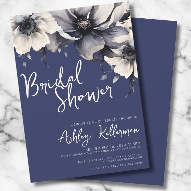 Invitación Floral Marina Blue Bridal Shower (Typography Elegant Floral Navy Blue Bridal Shower Invitation)