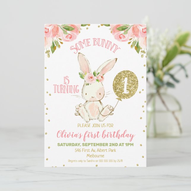 Invitación Floral Pink and Gold Bunny 1º cumpleaños (Anverso de pie)