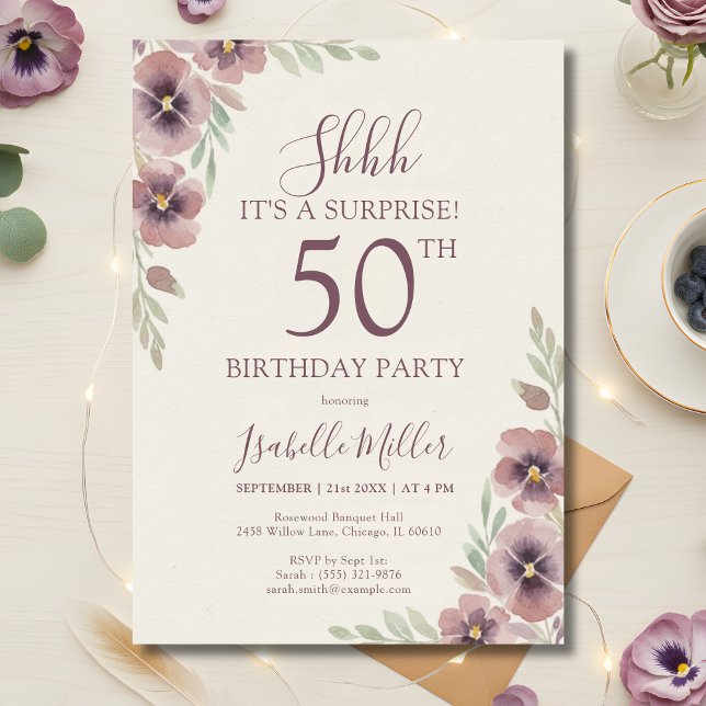 Invitación Floral Pink Mauve Surprise 50th Birthday (Floral Pink Mauve Surprise 50th Birthday Invitation)