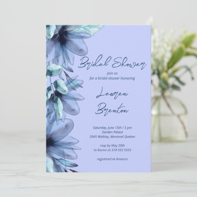Invitación Floral polvorienta violeta azul Bridal Shower (Anverso de pie)