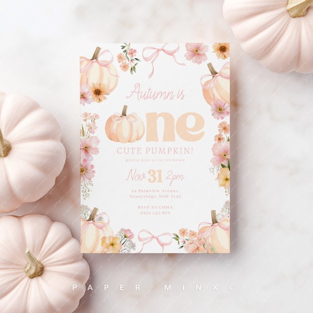 Invitación Floral pumpkin 1st Birthday Orange Pink Bow (Pink and Orange Pumpkin 1st Birthday invitation with flowers and bows.)